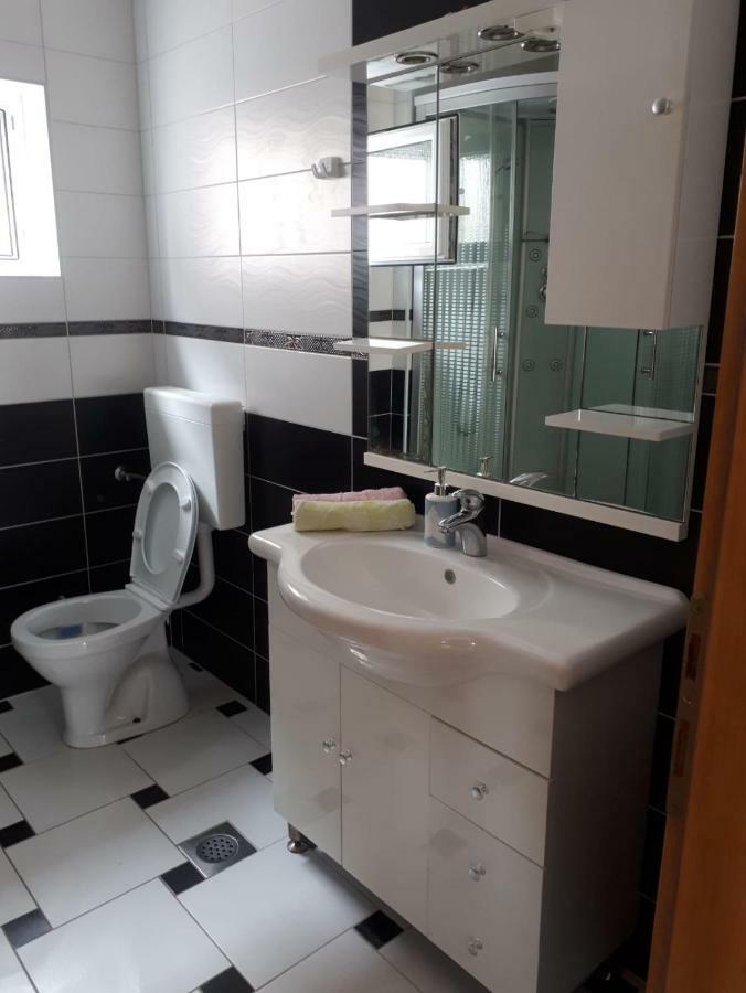 Apartmani Kuzmić Vrsi Dış mekan fotoğraf
