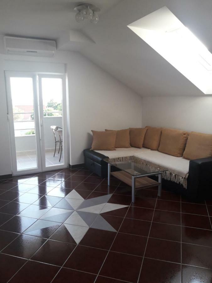 Apartmani Kuzmić Vrsi Dış mekan fotoğraf